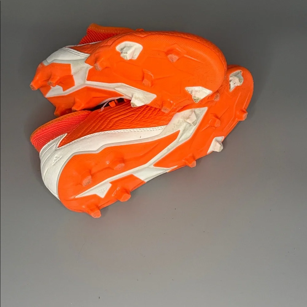 adidas Predator 19.3 FG Women's‎ Soccer Cleats - Hi-Res Coral / White Sz 5